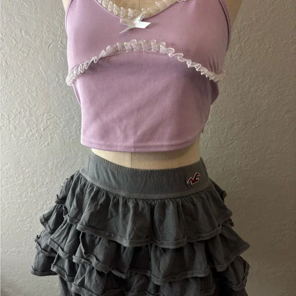 Hollister Charcoal Ruffled Mini Skirt - Picture 2 of 6